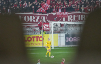 SC Freiburg vs. SGS Essen (GooglePixel Frauen-Bundesliga)