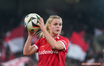 SC Freiburg vs. SGS Essen (GooglePixel Frauen-Bundesliga)