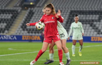 SC Freiburg vs. SGS Essen (GooglePixel Frauen-Bundesliga)