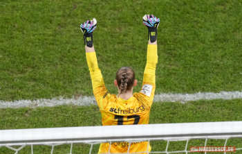 SC Freiburg vs. SGS Essen (GooglePixel Frauen-Bundesliga)