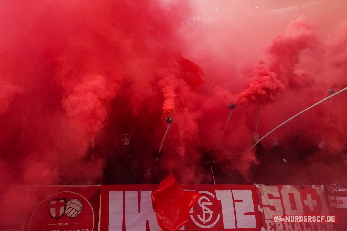 Borussia Dortmund / BVB vs. SC Freiburg (1. Bundesliga)
