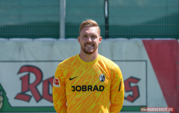 Florian Mueller (SC Freiburg, 21), Portrait, PorträtMedia Day in der Saison 2024/2025 beim SC Freiburg