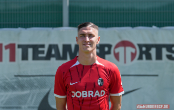 Roland Sallai (SC Freiburg, 22), Portrait, PorträtMedia Day in der Saison 2024/2025 beim SC Freiburg