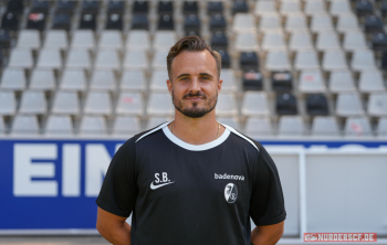 Sandrino Braun-Schumacher (SC Freiburg, Verbindungstrainer)Media Day in der Saison 2024/2025 bei den SC Freiburg Frauen