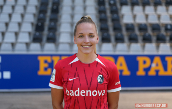 Lisa Karl (SC Freiburg, 02)Media Day in der Saison 2024/2025 bei den SC Freiburg Frauen