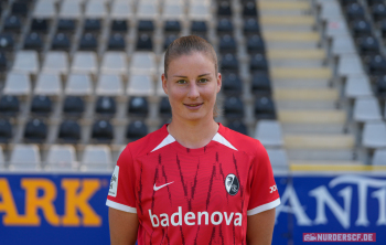 Julia Stierli (SC Freiburg, 05)Media Day in der Saison 2024/2025 bei den SC Freiburg Frauen