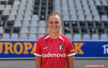 Greta Stegemann (SC Freiburg, 16)Media Day in der Saison 2024/2025 bei den SC Freiburg Frauen